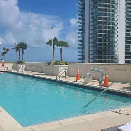 High Floor Unit Located In Brickell - Free Parking Apartment Маями Екстериор снимка