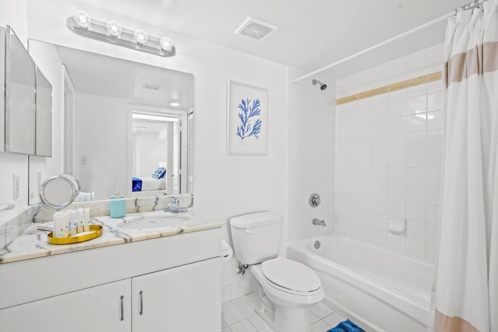 High Floor Unit Located In Brickell - Free Parking Apartment Маями Екстериор снимка